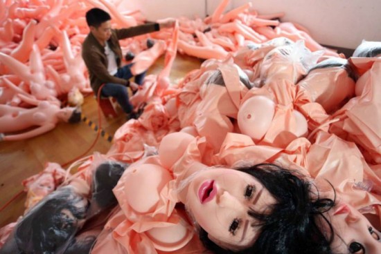 จีนตีตลาด ตุ๊กตายาง แข่งกับญี่ปุ่น