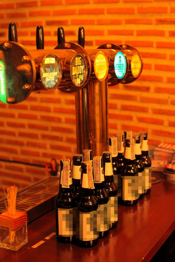 Andonis Bar & Bristo พร้อมเสิร์ฟทั้งเบียร์อิมพอร์ท และอาหารเลิศรส 4