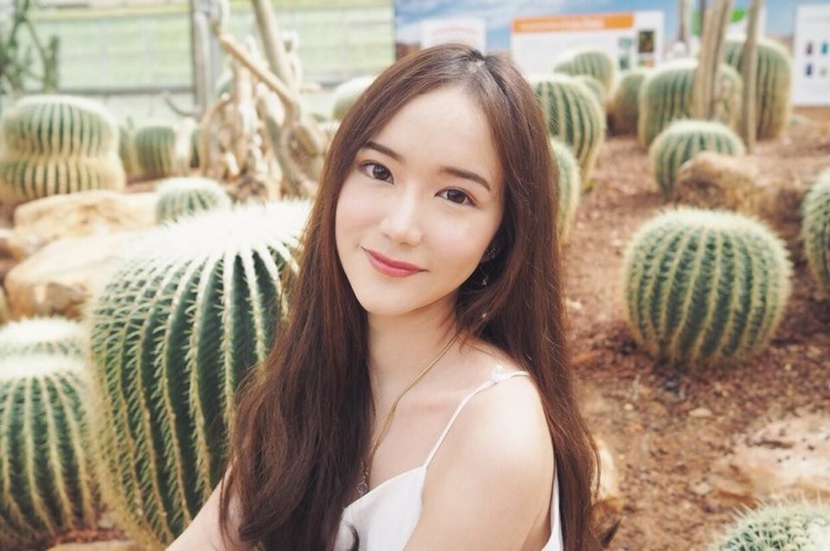 【คอลัมน์สาวสวย 】รวมภาพสาวเด็ดน่ารักในชุดนักเรียน-Nampeung Benchaporn 10