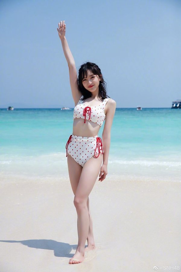 SNH48 กลุ่มเน็ตไอดอลสาวจากจีน อวดความเซ็กซี่ใสๆ ในชุดว่ายน้ำ...... 26