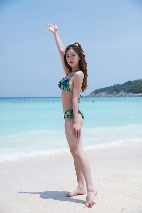 SNH48 กลุ่มเน็ตไอดอลสาวจากจีน อวดความเซ็กซี่ใสๆ ในชุดว่ายน้ำ...... 29