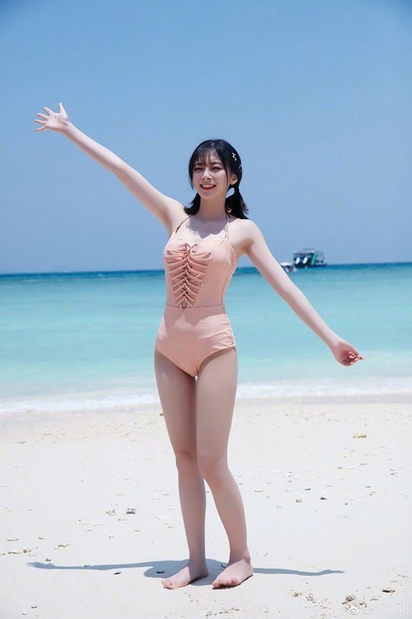 SNH48 กลุ่มเน็ตไอดอลสาวจากจีน อวดความเซ็กซี่ใสๆ ในชุดว่ายน้ำ...... 14