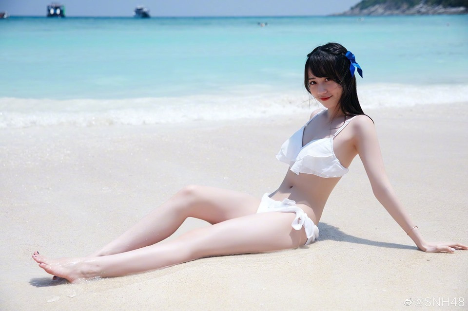 SNH48 กลุ่มเน็ตไอดอลสาวจากจีน อวดความเซ็กซี่ใสๆ ในชุดว่ายน้ำ...... 17